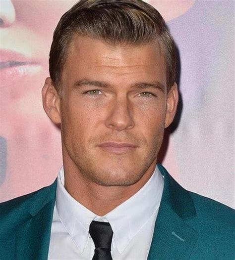 how tall.is alan ritchson|Alan Ritchson Bio, Movies, Age, Family, Wife, Net Worth